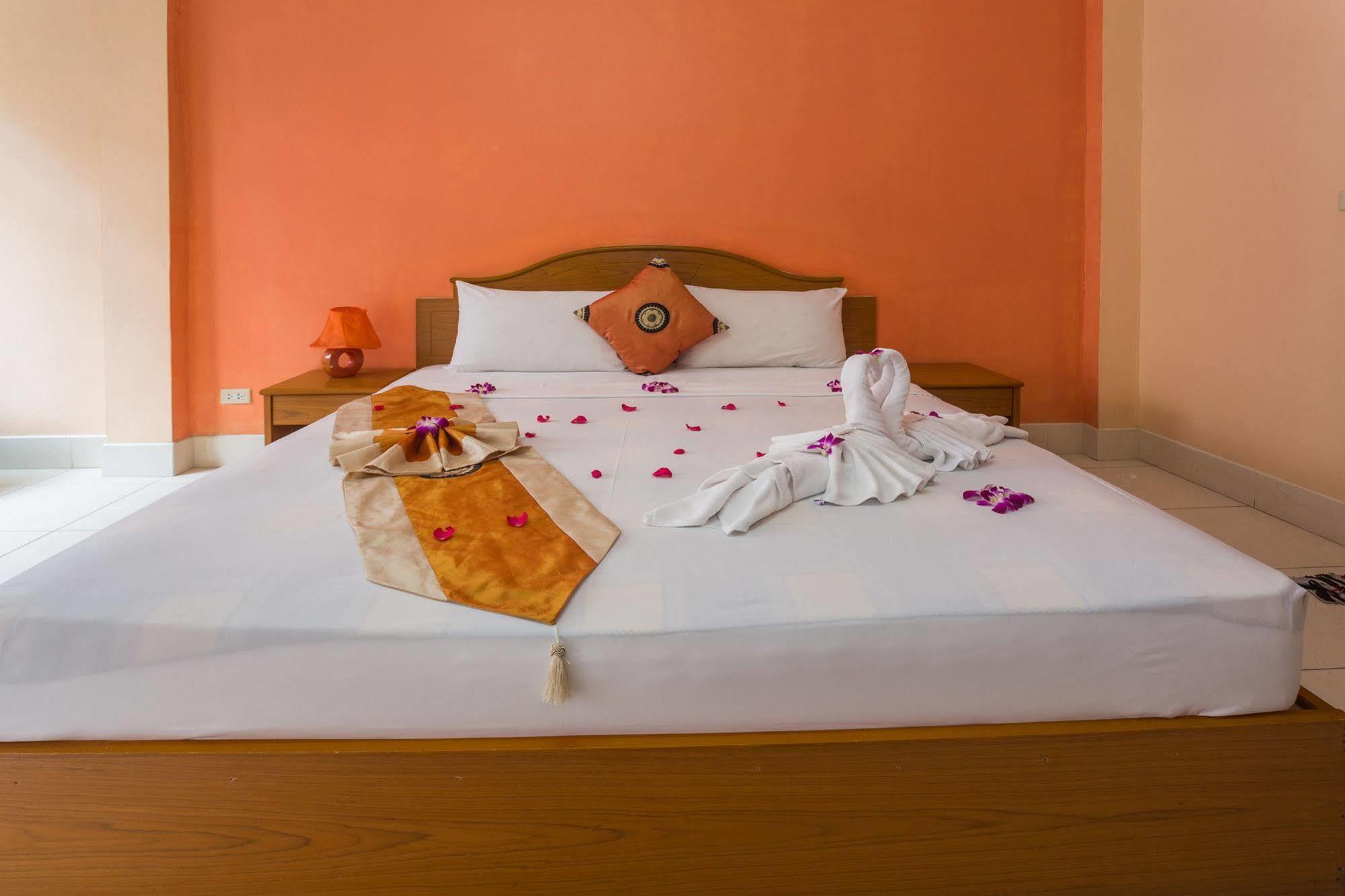 Guesthouse Belvedere Patong 外观 照片