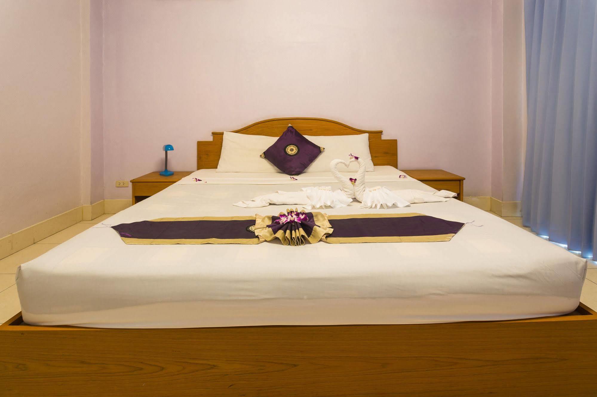 Guesthouse Belvedere Patong 外观 照片
