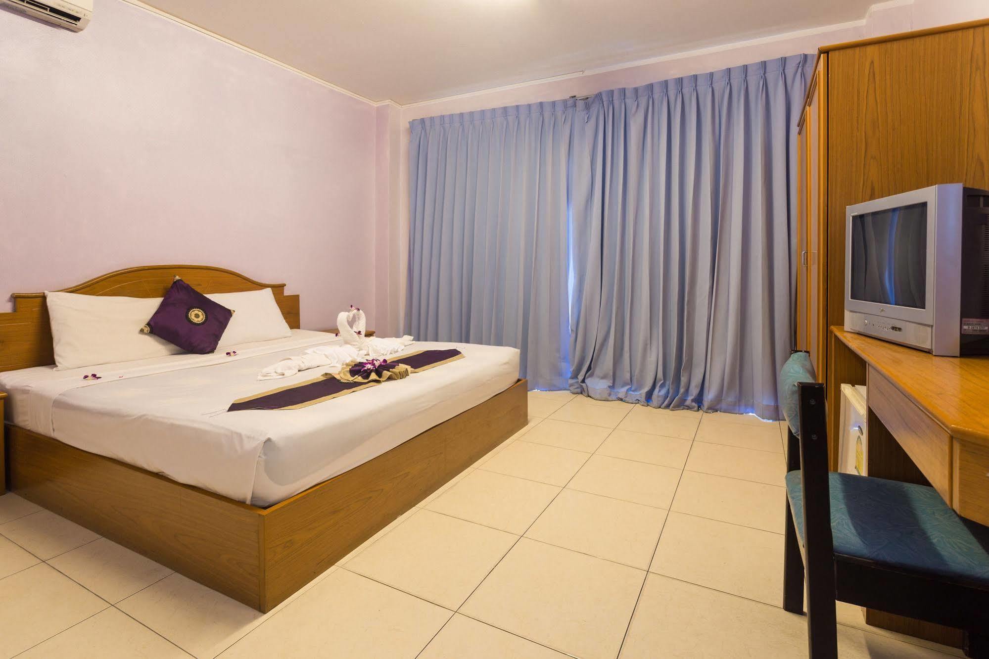 Guesthouse Belvedere Patong 外观 照片