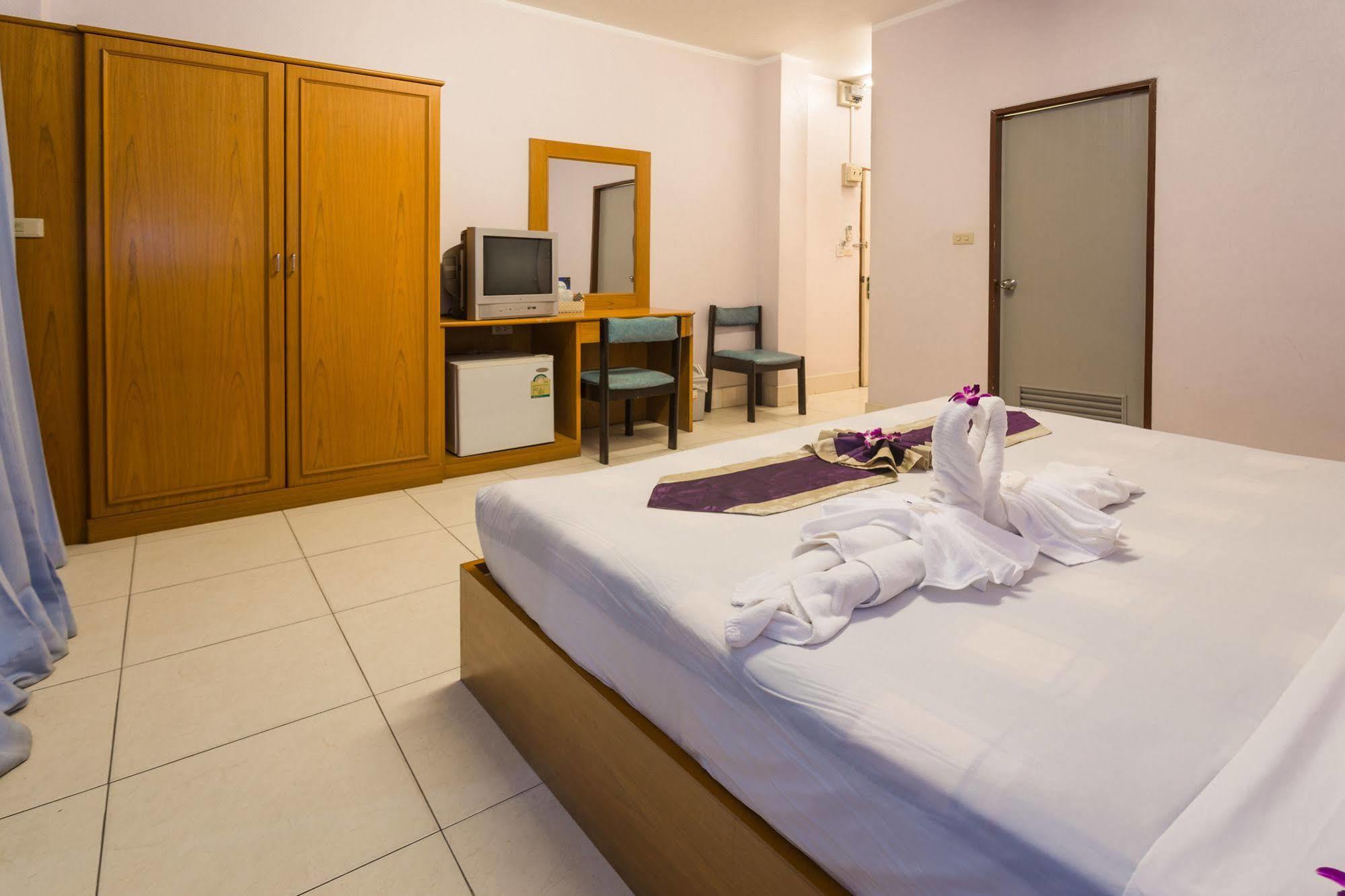 Guesthouse Belvedere Patong 外观 照片